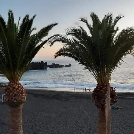 Апартаменты Arenas Negras Puerto Santiago